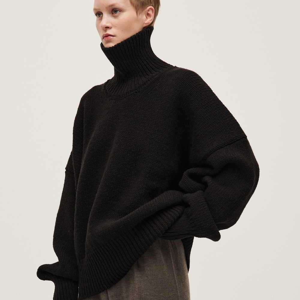 Babaa No 17 Black Turtleneck Sweater ISO